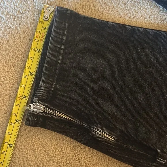 Levi’s 311 Shaping Skinny Ankle Black Jeans - Picture 7 of 8